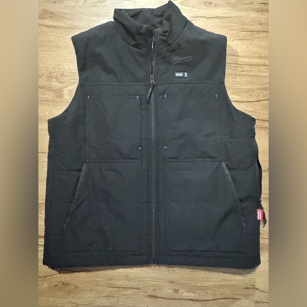 Milwaukee Black Women's Vest